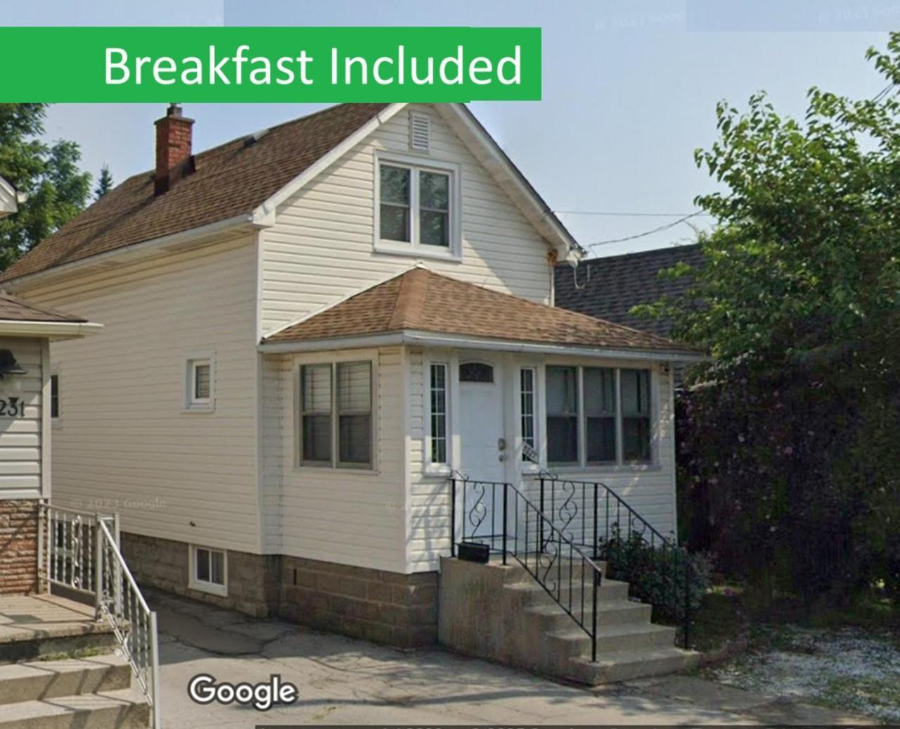 Cozy 3 Bedroom Downtown Cottage With Complimentary Breakfast Delivered Daily To The Rental Niagara Falls Eksteriør billede